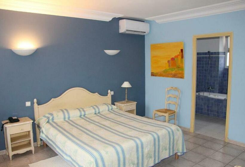 디럭스 룸, Hôtel Les Palmiers
