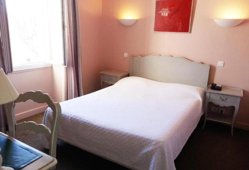 스탠다드 룸, Hôtel Les Palmiers