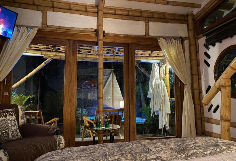 Полулюкс, Hosteria Colibri Aeropuerto