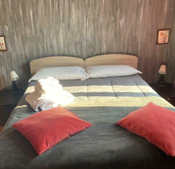 اتاق استاندارد, Albergo 900strati