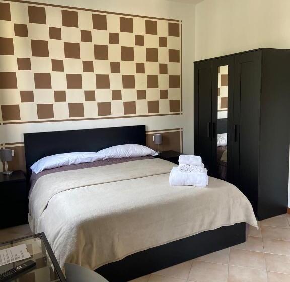 اتاق استاندارد سه نفره, Albergo 900strati