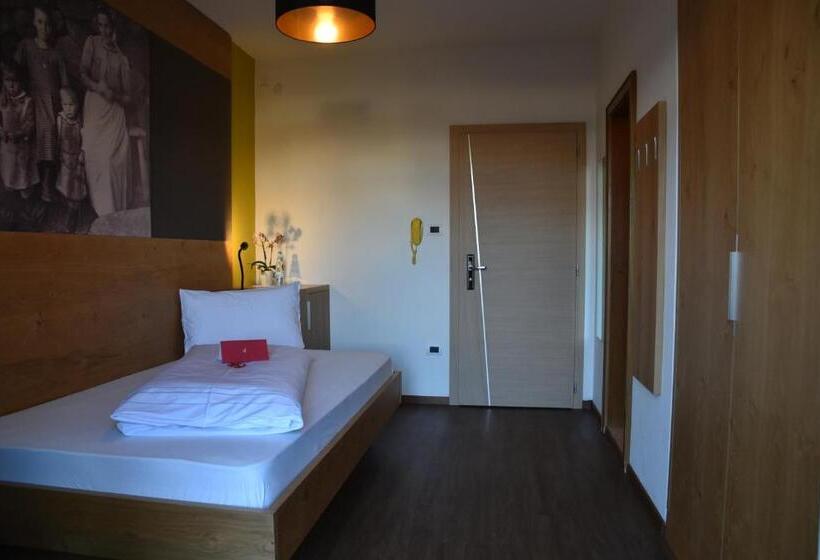 테라스 싱글룸, Angerburg Blumen