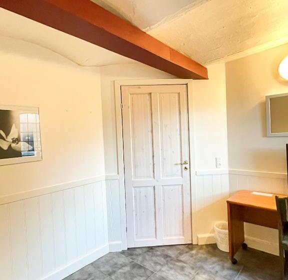 חדר סטנדרט יחיד, Bb Esbjerg