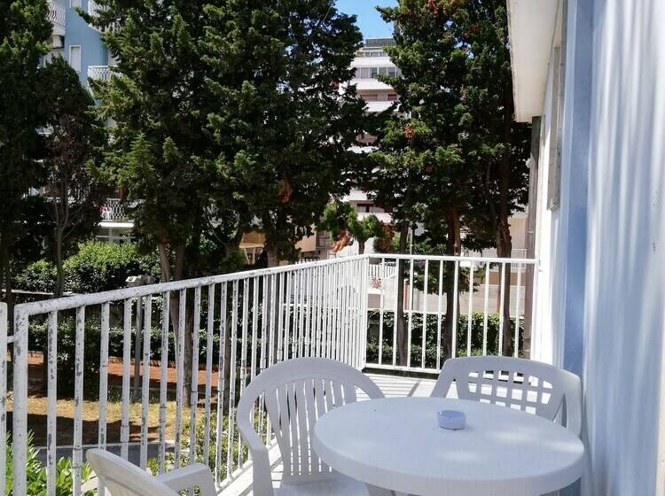 Апартаменты 1 Спальня, Centro Vacanze Domus M.g