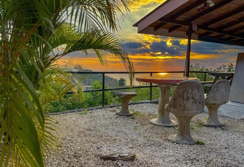 Семейный Номер, Pura Natura Lodge Manuel Antonio