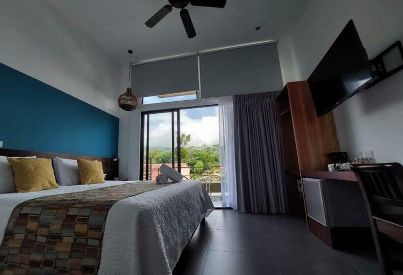 프리미엄 스위트, La Fortuna Lodge By Treebu Hotels