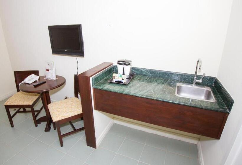 주니어 스위트 풀장 전망, Fiesta Resort All Inclusive Central Pacific  Costa Rica