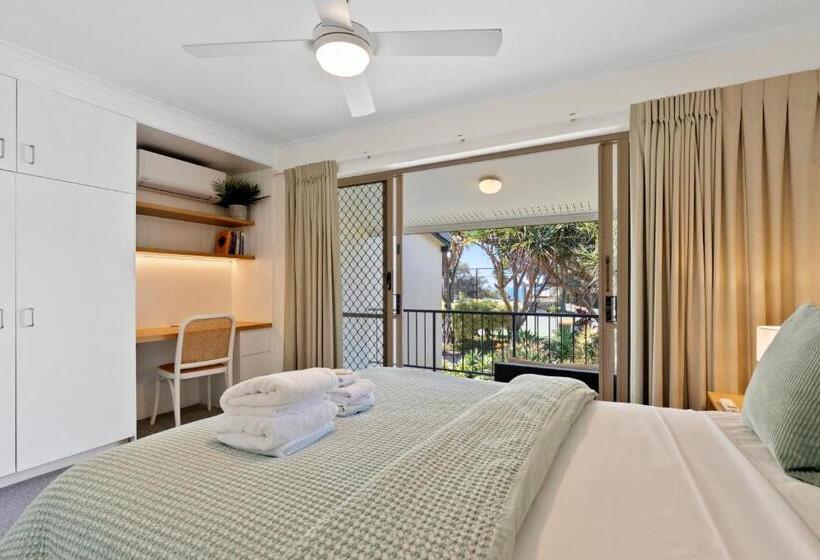 Апартаменты Superior 2 Спальни, Beach Breakers Resort