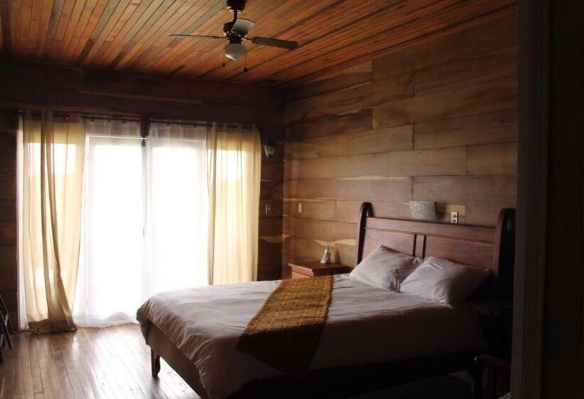 اتاق استاندارد با چشم‌انداز باغ, Bosque Verde Lodge