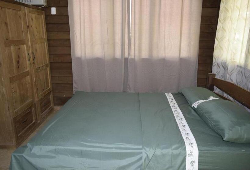 Quarto Estandar, Villas Maria Luisa