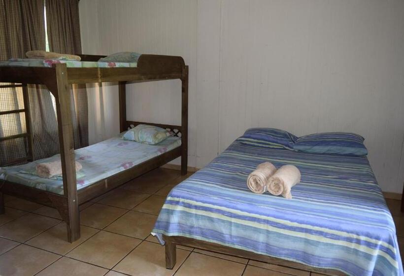 Quarto Quádruplo Clássico, Villas Maria Luisa