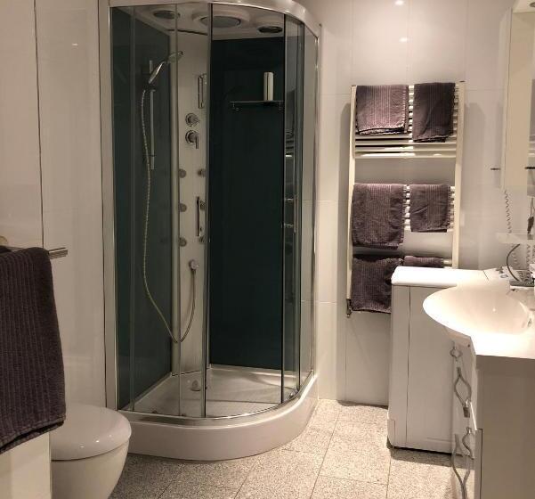Апартаменты 3 Спальни, Zur Post Ochsendorf