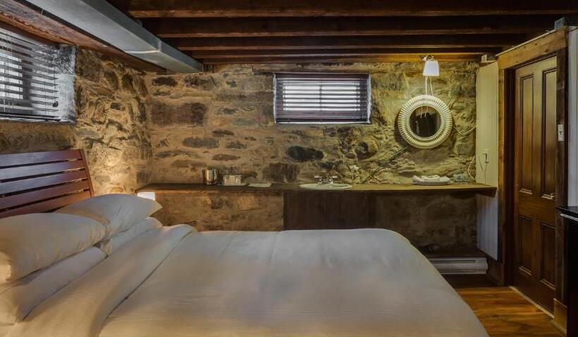 Номер Стандарт, Auberge Nuits St Georges