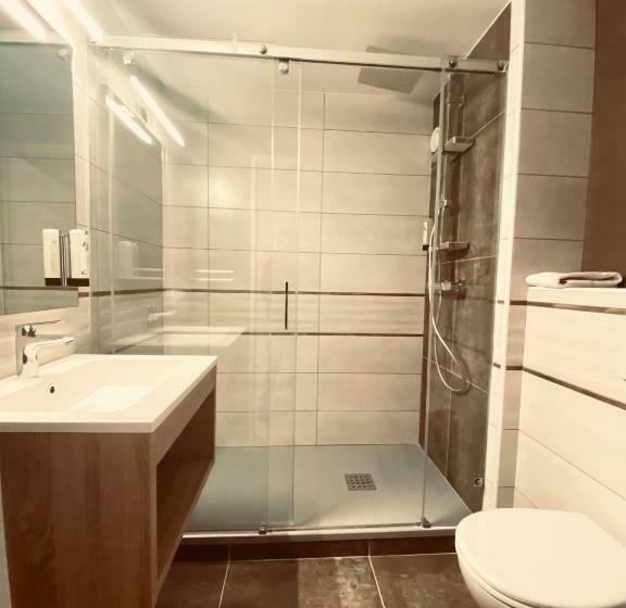 스탠다드 룸, Logis Hostellerie La Chaumiere