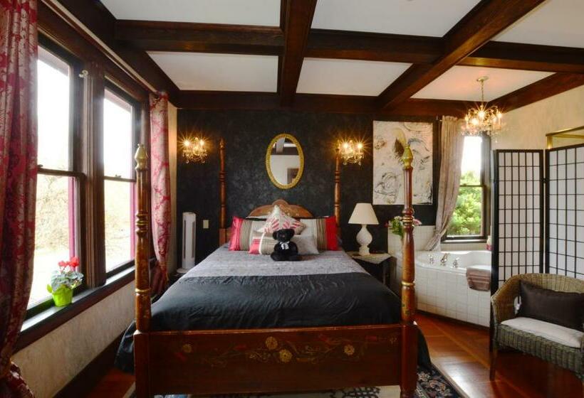 חדר סטנדרט עם ג'קוזי, Marketa S Bed And Breakfast