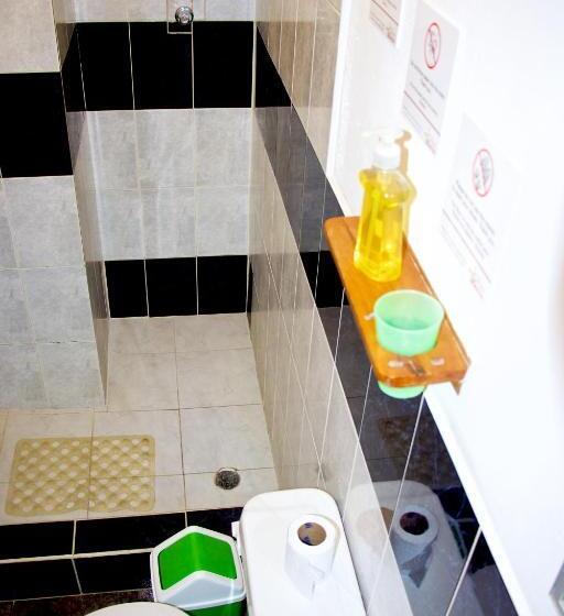 Suite 2 Quartos, Hostal Suiza