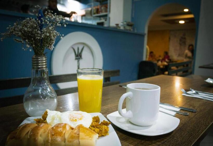 اتاق خانوادگی, Miraflores