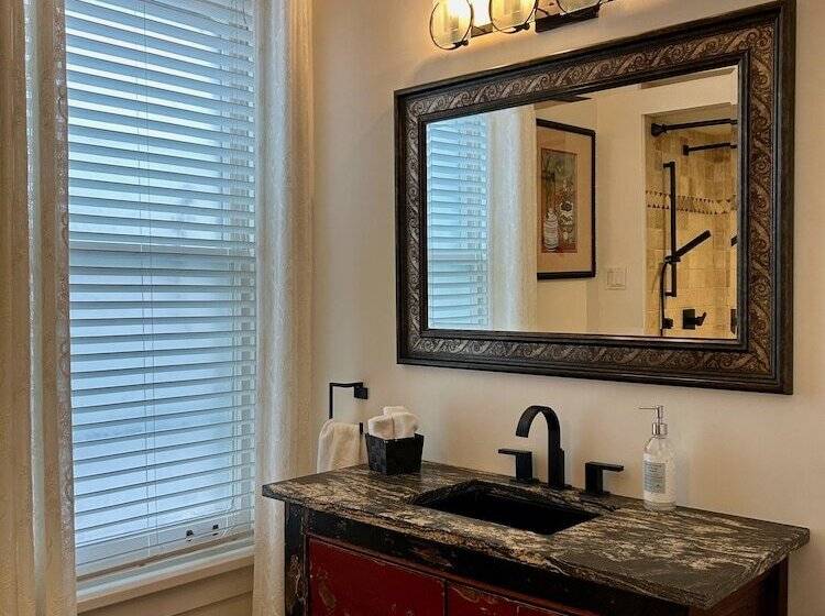 Номер Стандарт с Гидромассажем, Norfolk Guest House Inn