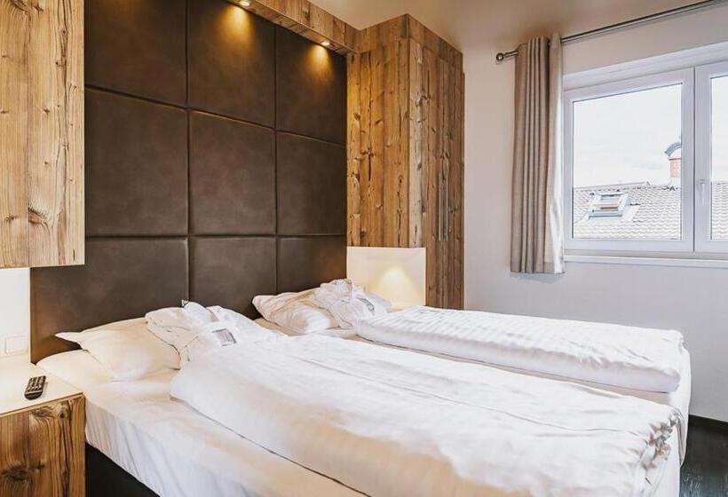 1 Bedroom Penthouse Apartment, Avenida Mountain Lodges Kaprun