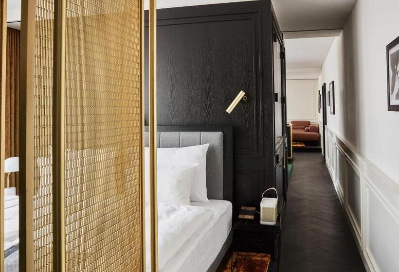 Люкс Кровать Кинг, Roomers Munich, Autograph Collection