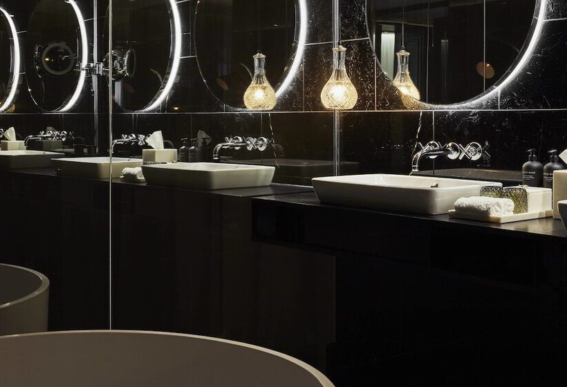 Люкс Superior, Roomers Munich, Autograph Collection