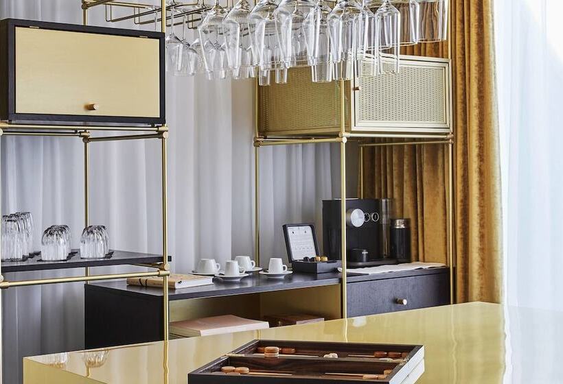 Люкс Престиж, Roomers Munich, Autograph Collection