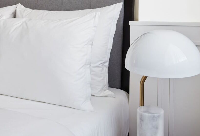 Номер Deluxe, Roomers Munich, Autograph Collection