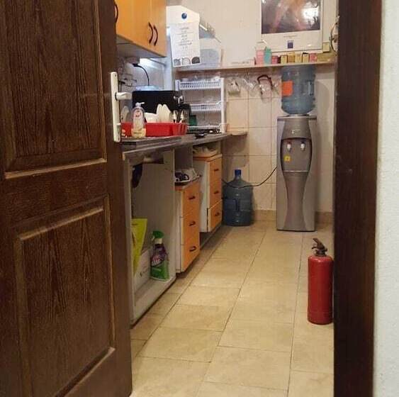 Семейный Номер, Taxi Hostel