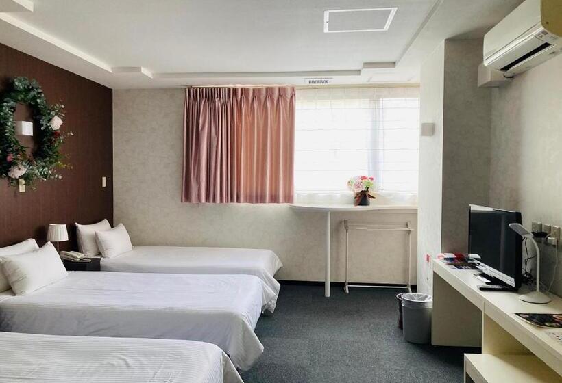 스탠다드 트리플 룸, Okinawa Hotel Precia