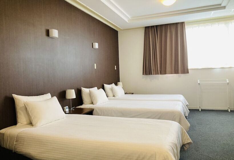 スタンダードトリプルルーム, Okinawa Hotel Precia