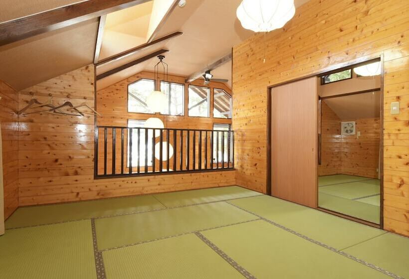 Дом 1 Спальня, Kawaguchiko Country Cottage Ban