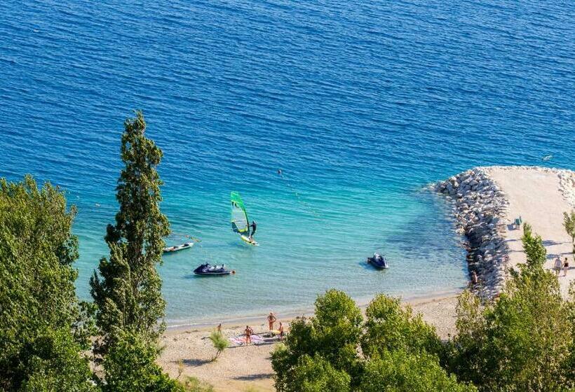 Superior Room Sea View with Balcony, Plaža Duće