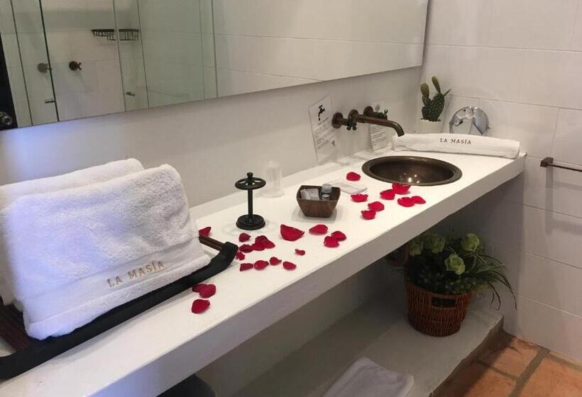 Номер Superior Кровать Кинг, La Masia Hotel Boutique