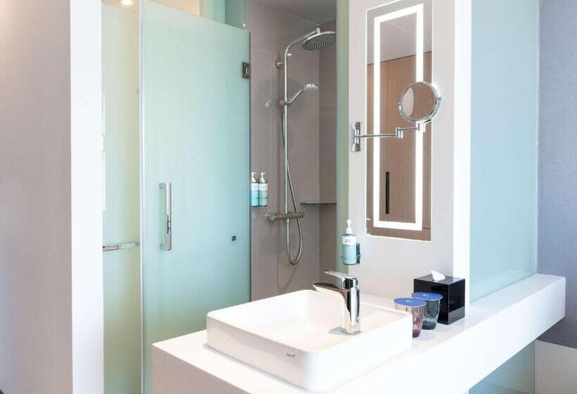 Номер Superior, Novotel Phnom Penh Bkk 1