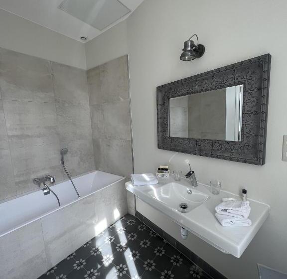 Номер Deluxe, N15   Les Confidences   Chambres D Hôtes