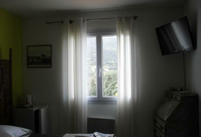 غرفة قياسية, Chambre D Hote Veronique