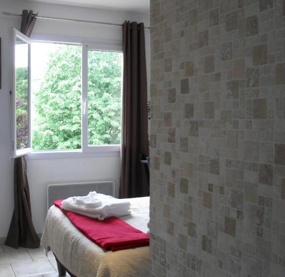 غرفة قياسية, Chambre D Hote Veronique