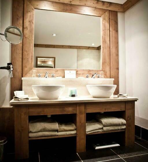 سوییت جونیور, Hôtel Les Barmes De L Ours