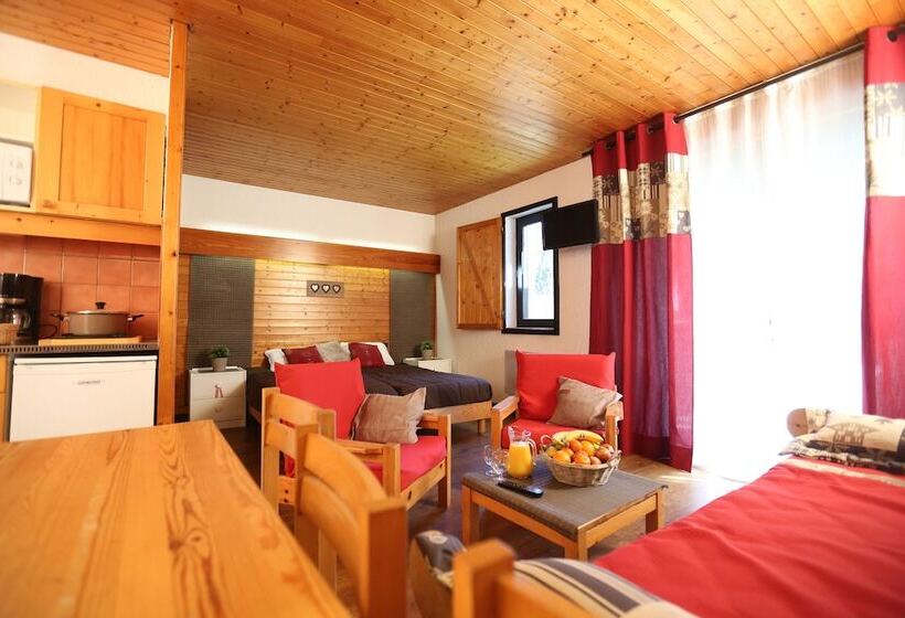 Апартаменты 2 Спальни, Village Club Les Tavaillons