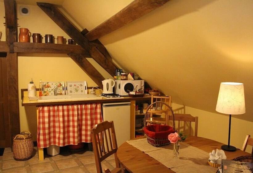 Номер Стандарт, Le Clos De Châtres