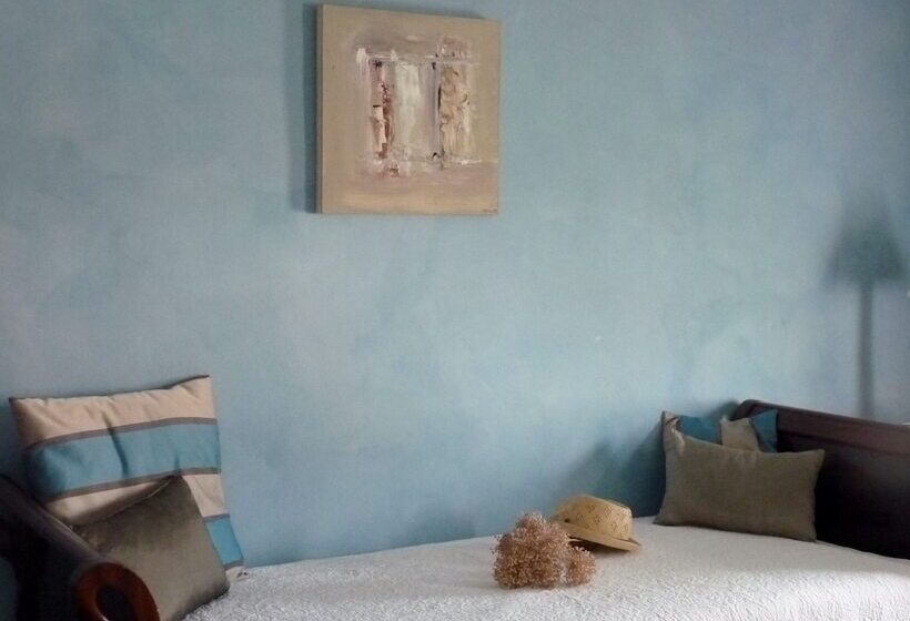 Трехместный Номер Superior, Domaine De Rhodes B&b