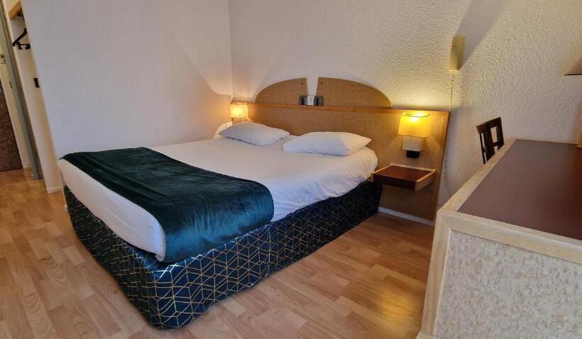 Номер Комфорт, Kyriad Direct Arpajon