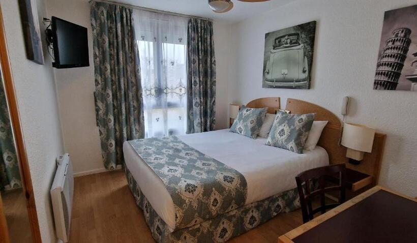Номер Комфорт, Kyriad Direct Arpajon