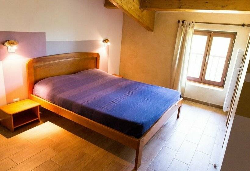Четырехместный Номер Стандарт, Domaine Bellelauze