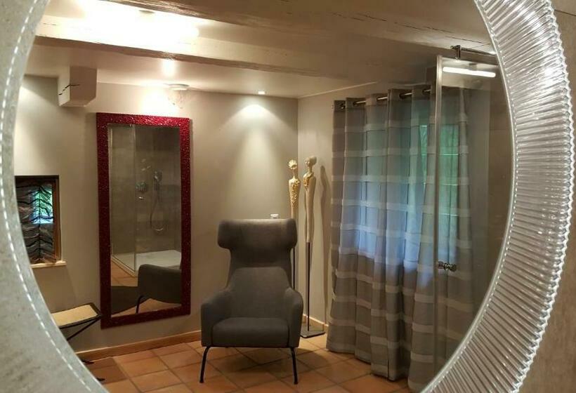 جناح جونيور, Le Chat Rouge Chambres D'hôtes De Charme En Alsace