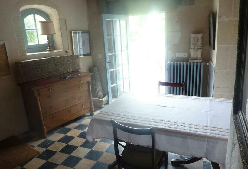 Family Suite, Les Douves