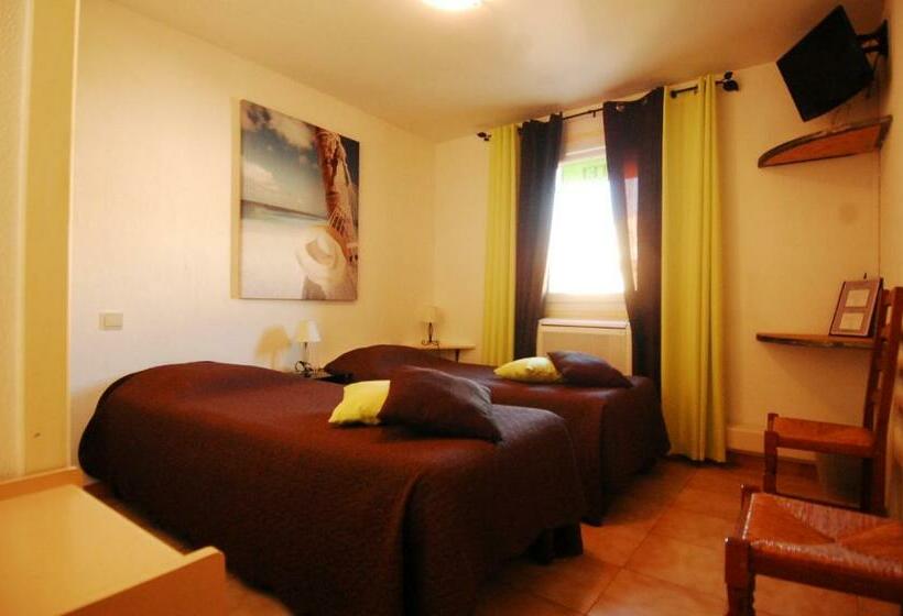 스탠다드 룸, Auberge Des Toques