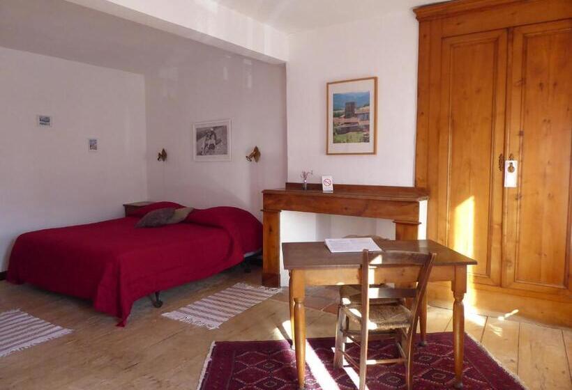 Четырехместный Номер Стандарт, Auberge Du Haut Salat