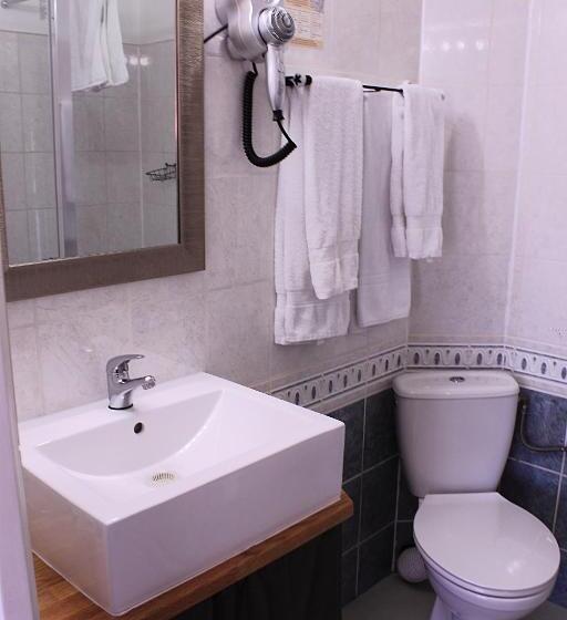 Четырехместный Номер Стандарт, Auberge Du Haut Salat