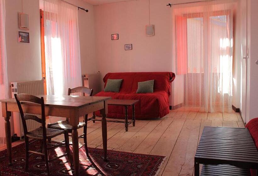 Четырехместный Номер Стандарт, Auberge Du Haut Salat